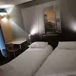 Centre Hotel 3*