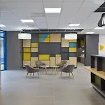 Centre 3*