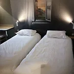 Centre Hotel