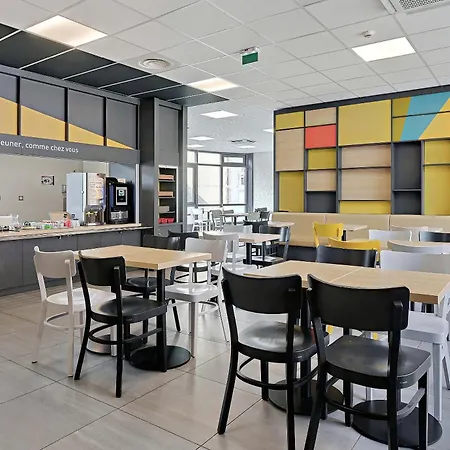 Centre Hotel 3*