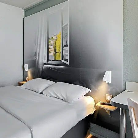 فندق Centre 3*