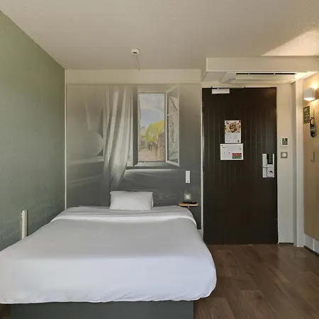 Hotel Centre 3*