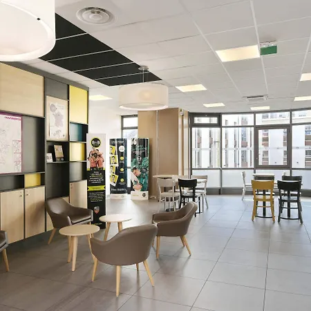 Centre Hotel 3*